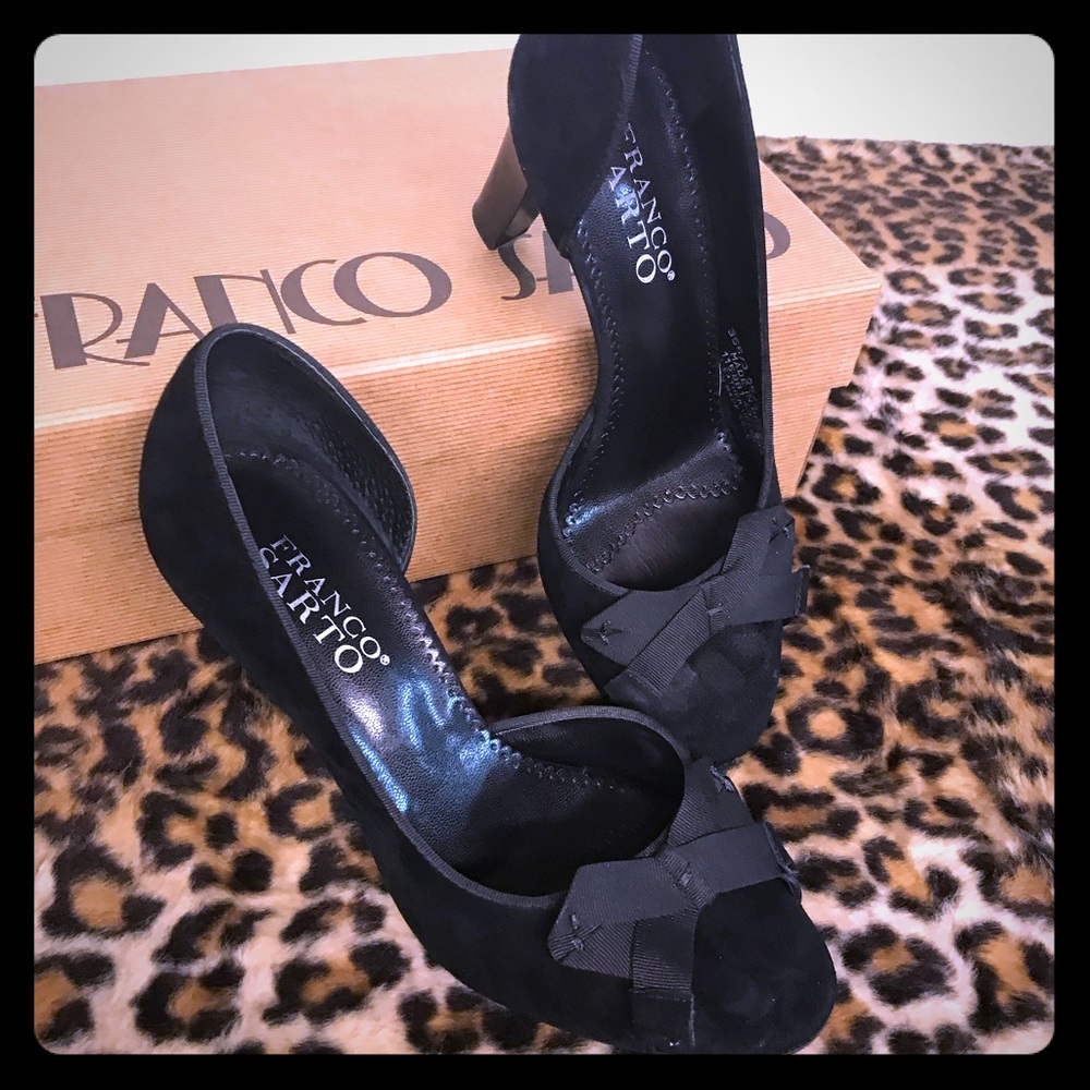 Black suede heels
